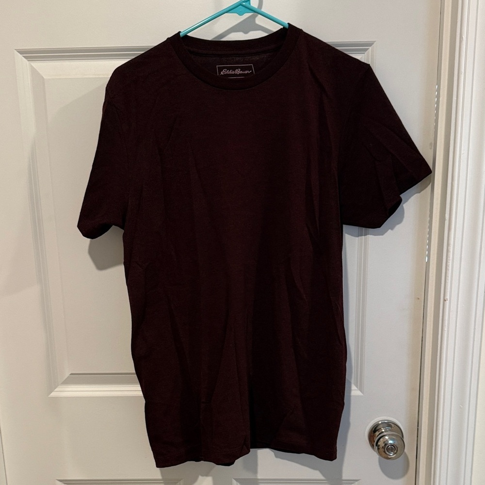 Eddie Bauer Men's Dark Red Short Sleeve Tee